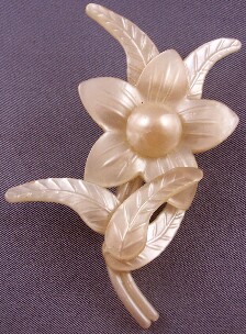 BP161 pearly white nylon flower pin